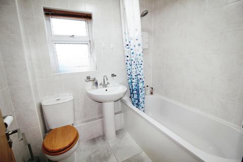 12 Millfields, Ossett, WF5 8HE