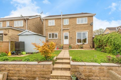 4 bedroom detached house for sale, Manor Park, West Yorkshire WF12