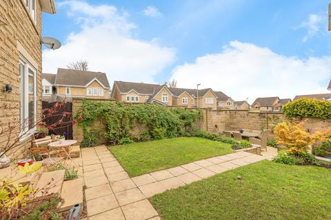 4 bedroom detached house for sale, Manor Park, West Yorkshire WF12