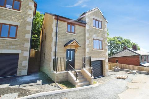 5 bedroom detached house for sale, Emley View, Ossett Lane, Earlsheaton. Dewsbury WF12