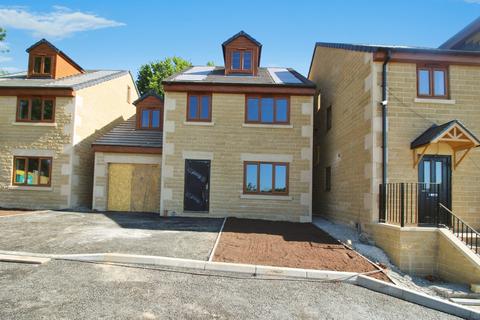 4 bedroom detached house for sale, Emley View, Ossett Lane, Earlesheaton. Dewsbury. WF12