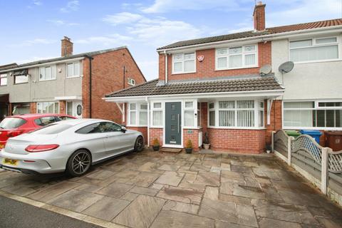 3 bedroom semi-detached house for sale, Severn Drive, Wigan WN2