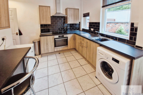 2 bedroom semi-detached house for sale, Peel Street, Wigan WN2