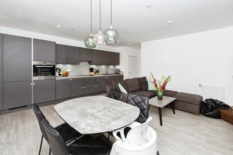 3 bedroom apartment for sale, Shipbuilding Way, London E13