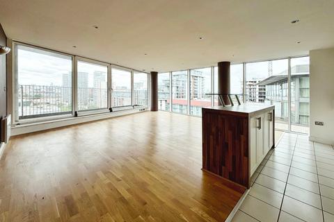 Western Gateway, London E16