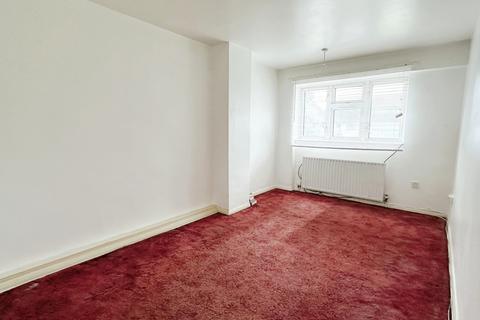 59 Beaconsfield Road, London, E16 4HS