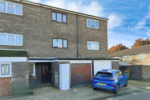 38 Beardsfield, London, E13 0LD