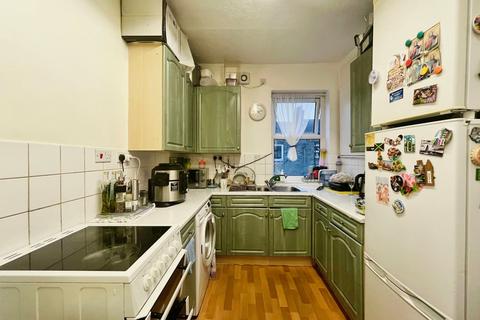 3 bedroom maisonette for sale, Ling Road, London E16