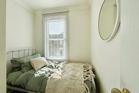 113 Carson Road, London, E16 4BG