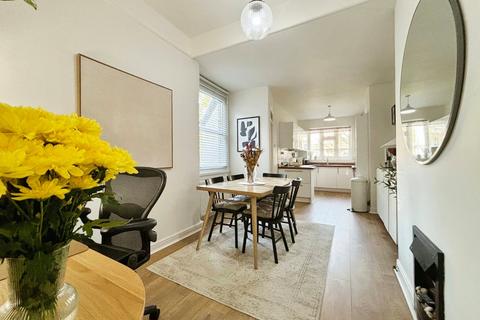 113 Carson Road, London, E16 4BG
