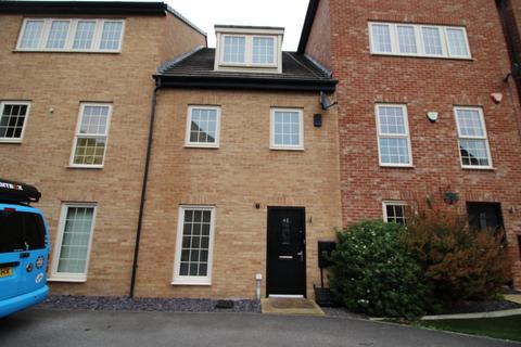 4 bedroom terraced house for sale, Madison Walk, Pontefract WF7