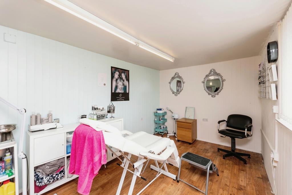 Salon