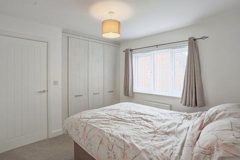 86 Silkstone Road, Featherstone, Pontefract, WF7 5PL