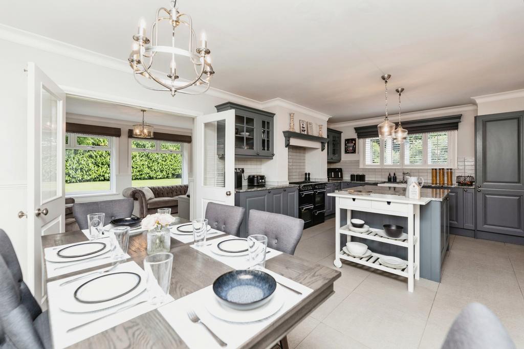 Dining Kitchen