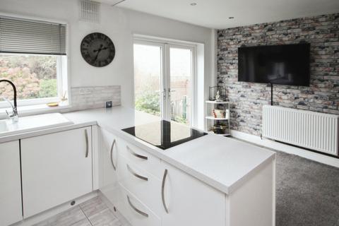 4 Katrina Grove, Featherstone, Pontefract, WF7 5LW