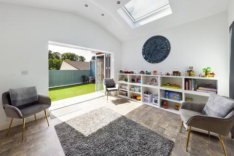 3 Nore Park Drive, Portishead, Bristol, BS20 8DY