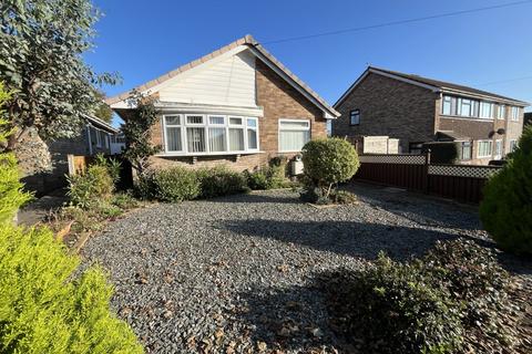 2 bedroom bungalow for sale, St. Peters Road, Bristol BS20