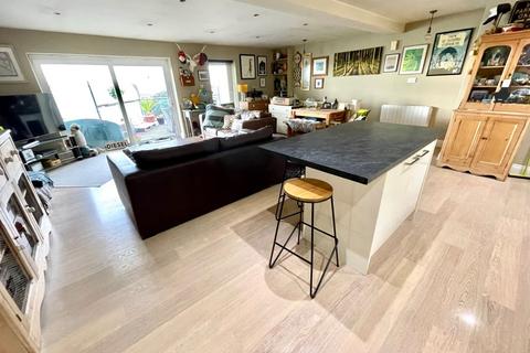 3 bedroom semi-detached house for sale, 2 Vue de la Ville, St Helier