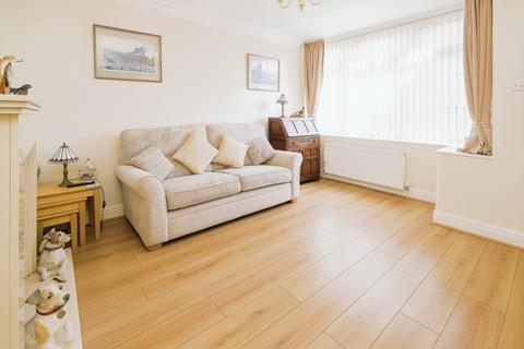 9 Chatsworth Road, Rainhill, Prescot, L35 8LE