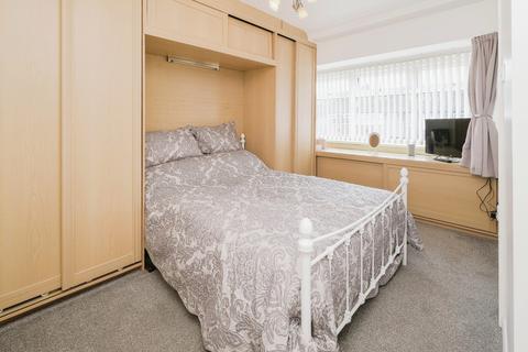 9 Chatsworth Road, Rainhill, Prescot, L35 8LE