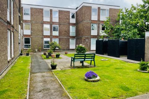 2 bedroom apartment for sale, Charlesway Court, Lea PR2