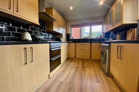 4 bedroom end of terrace house for sale, Woodlea Road, Lancashire BB4