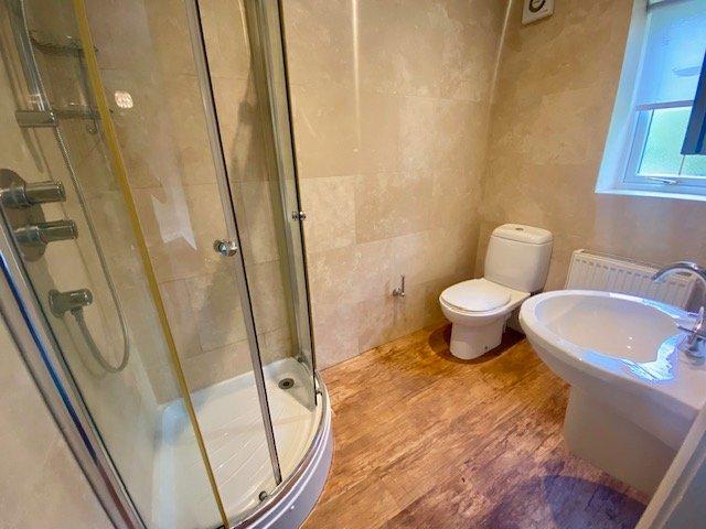 Master Ensuite