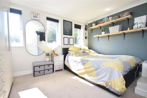 18 Cartref Close, Verwood, BH31 6UT