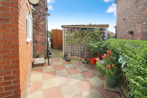 2 bedroom semi-detached house for sale, Belvedere Avenue, Greater Manchester SK5