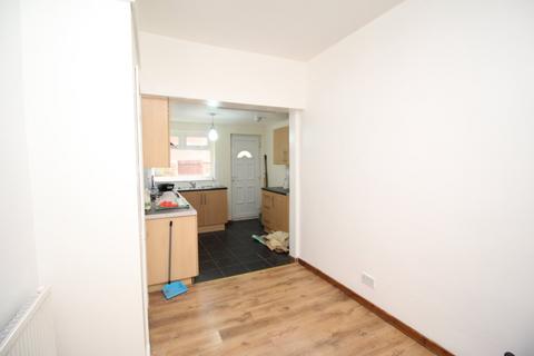 2 bedroom terraced house to rent, Ratcliffe Street, Greater Manchester M19