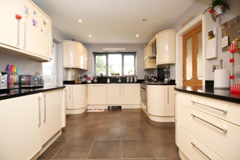 3 bedroom detached house for sale, Trem Y Geulan, Kinmel Bay LL18