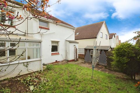 3 bedroom detached house for sale, Palmeira Gardens, Denbighshire LL19