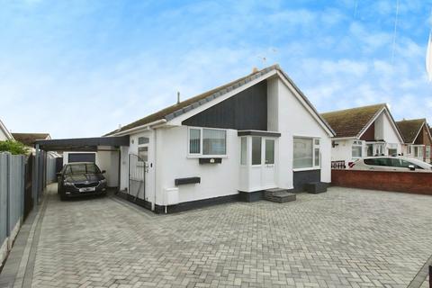 3 bedroom bungalow for sale, Cader Avenue, Kinmel Bay LL18