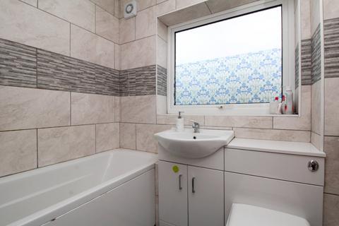 1 Cae Uchaf, Rhyl, LL18 3TS