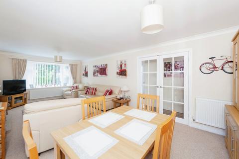 8 Garth Morfa, Kinmel Bay, Rhyl, LL18 5DX