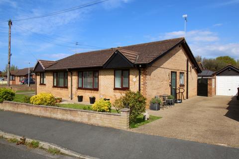 2 bedroom bungalow for sale, Trem Cinmel, Towyn LL22