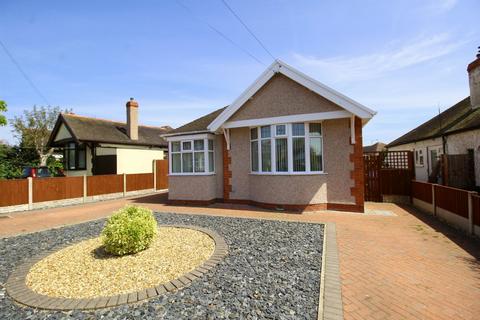 8 Derwen Drive, Rhyl, LL18 2PB