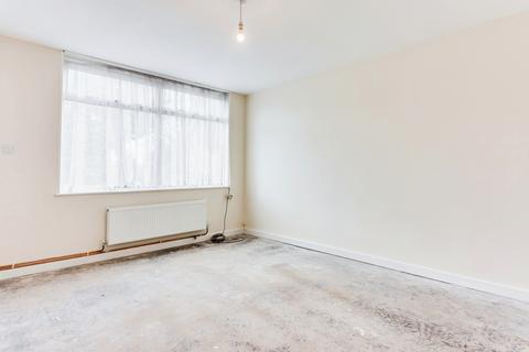 1 Manor Farm Drive, Leeds, LS10 3RE