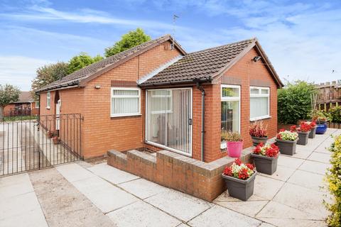 3 bedroom bungalow for sale, South Hill Rise, West Yorkshire LS10