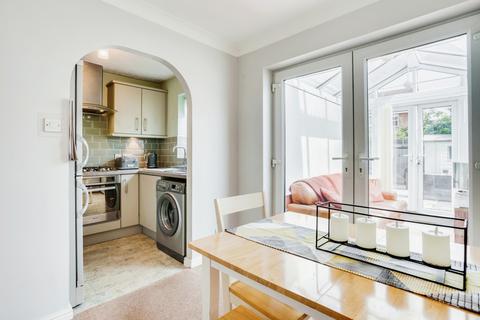 9 Blayds Garth, Woodlesford, Leeds, LS26 8WN