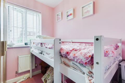9 Blayds Garth, Woodlesford, Leeds, LS26 8WN