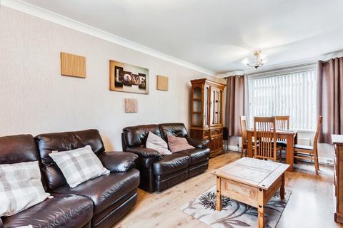 2 bedroom semi-detached house for sale, Raylands Way, West Yorkshire LS10