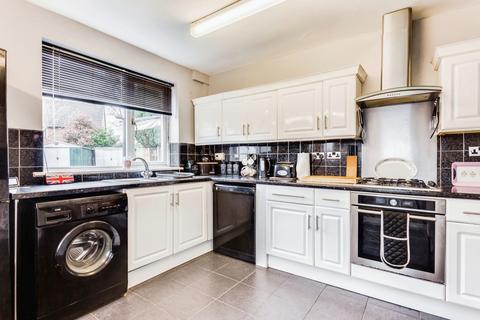 2 bedroom semi-detached house for sale, Raylands Way, West Yorkshire LS10