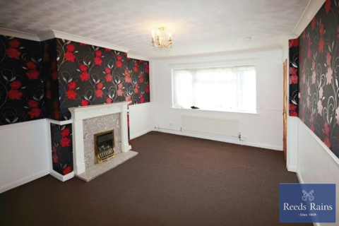 2 bedroom semi-detached house for sale, Sissons Road, West Yorkshire LS10