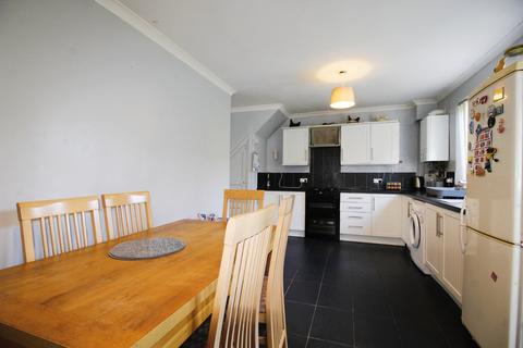 26 Limetree Crescent, Rawmarsh, Rotherham, S62 5LB