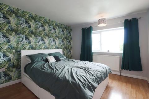 3 bedroom terraced house for sale, Crumwell Road, South Yorkshire S61