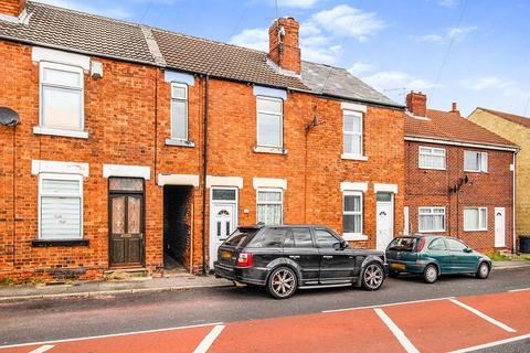 3 bedroom terraced house to rent, Kilnhurst Road, Rotherham S62