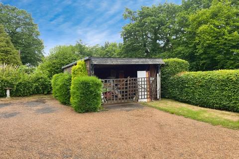 2 bedroom bungalow for sale, Northiam Road, Rye TN31