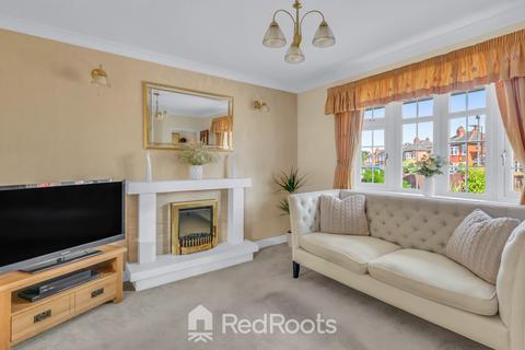 64 Ingleborough Drive, Sprotbrough, Doncaster, DN5 7AF