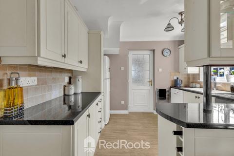 64 Ingleborough Drive, Sprotbrough, Doncaster, DN5 7AF